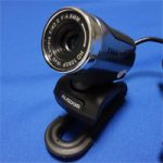ウェブカメラ「AUSDOM AW615」レビュー。3千円でフルHD・F2.0ガラスレンズ・マイク内臓