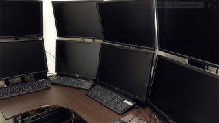 マルチモニターpc部屋レイアウト 新旧パソコン部屋比較 Pcデスク選びが環境構築の要となる Arutora