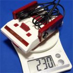 ミニファミコン購入レビュー!コントローラは小さいが慣れる。本体重量はわずか230g、機能面でも大満足